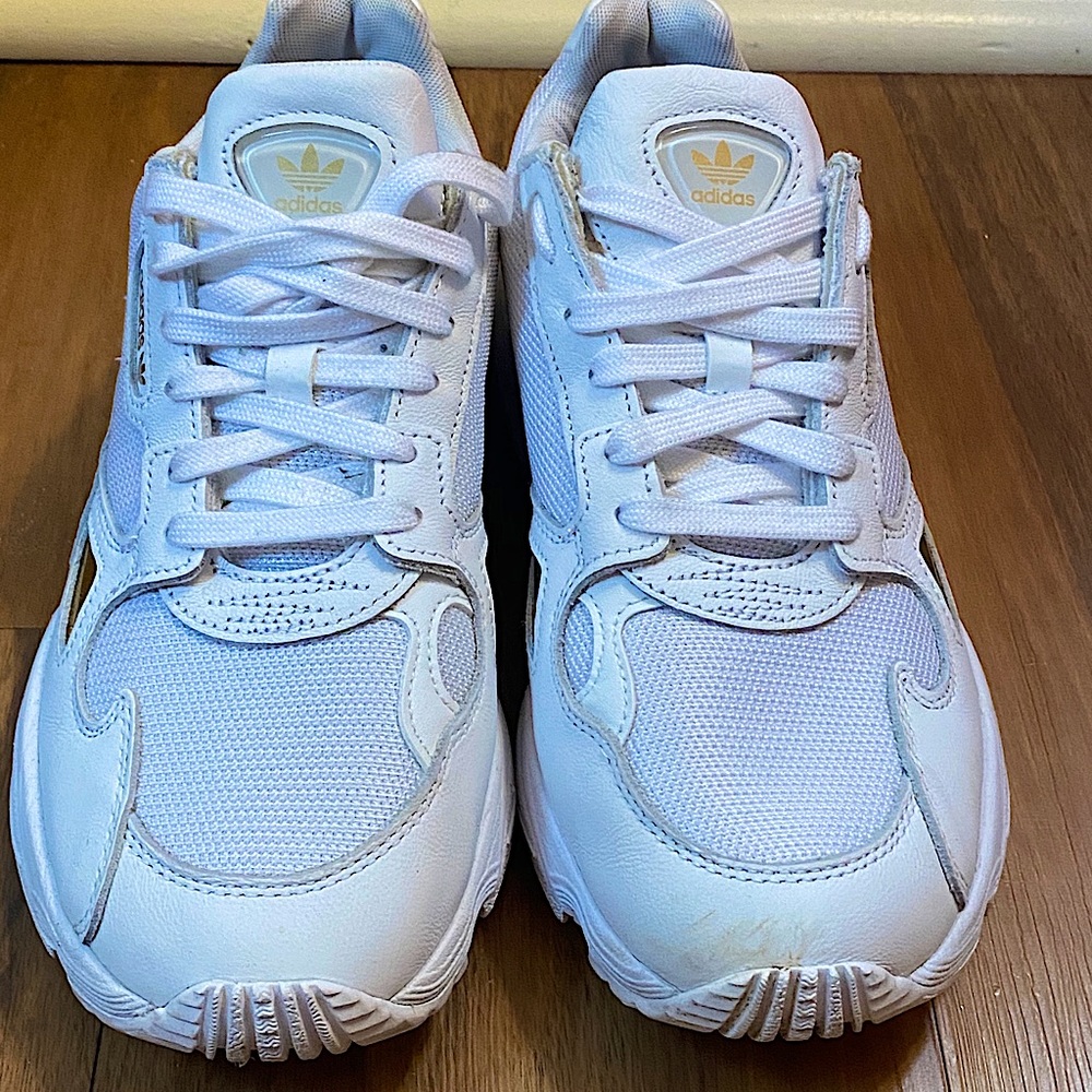 Adidas white falcons with gold accents sz 8 1/2 W